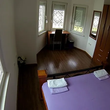 Montenegro Bed and Breakfast Ποντγορίτσα