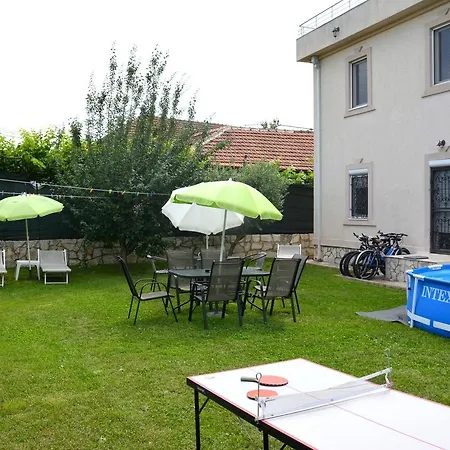 Montenegro Bed & Breakfast 2*
